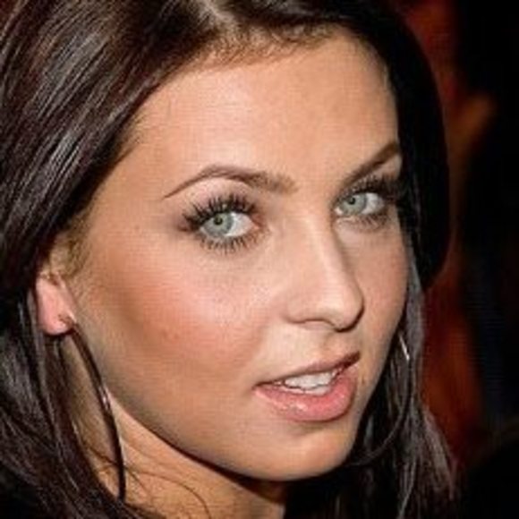 Meet your Posher, Saray - Picture 1 of 1